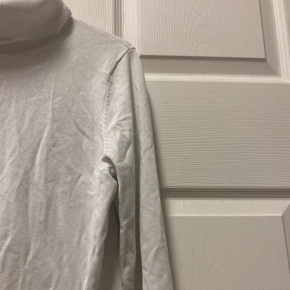 what ;  calvin klein long dress turtleneck blouse in the color white 🦷 - Picture 5 of 10